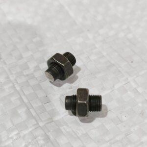 VALVE ADJUSTING SCREW+VALVE ADJUSTING NUT 35CC