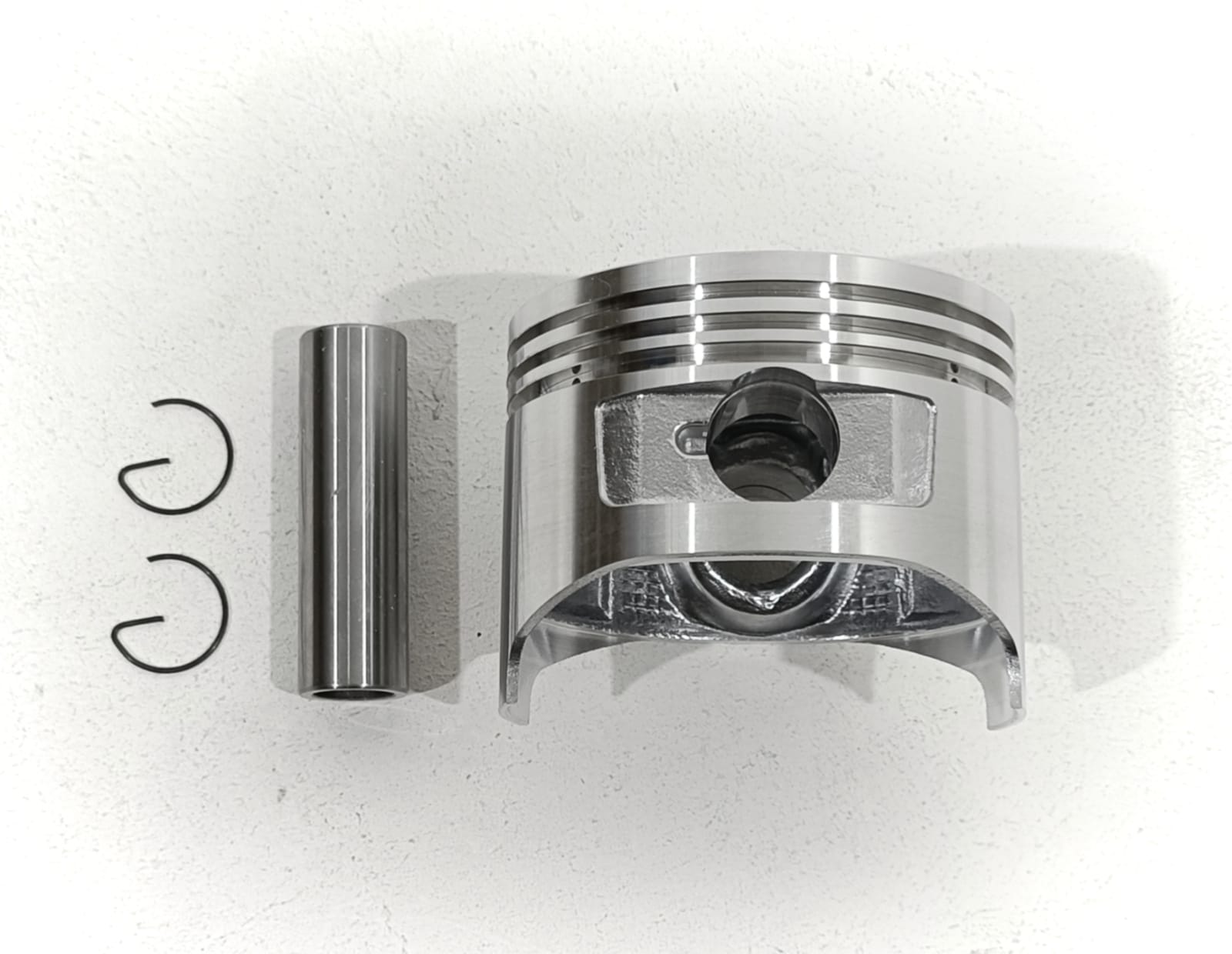 PISTON ASSY WITH RING 186FA 0.00